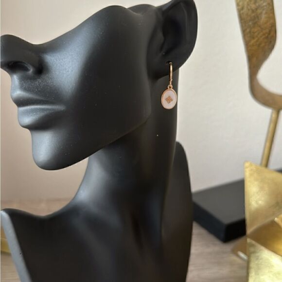 Vintage style hoop earrings A407 - Picture 3 of 4